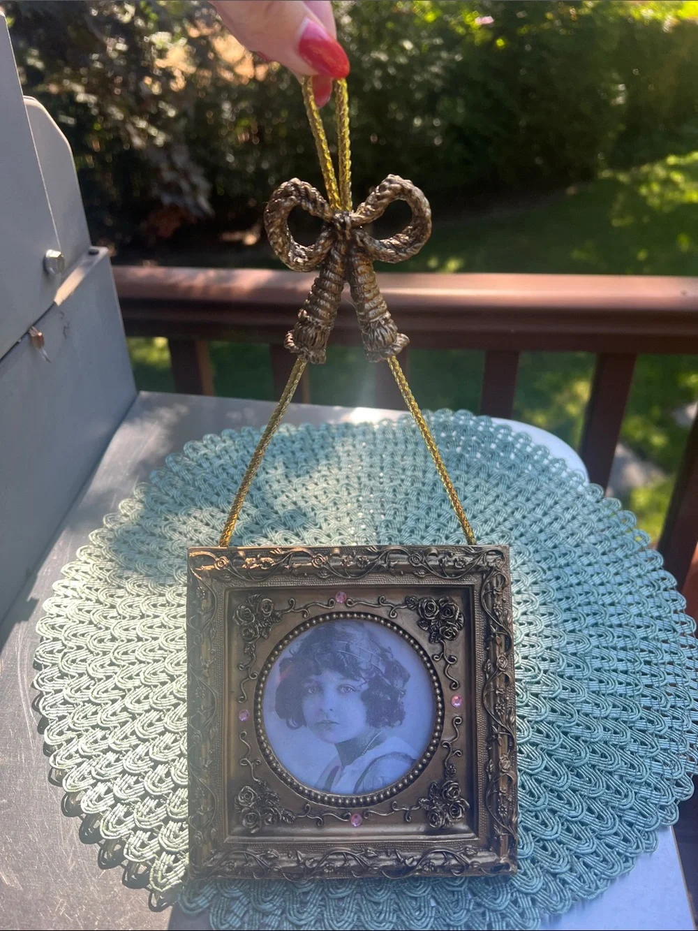 NWT, boxed Ornate Gold Decorative Hanging Picture Frame